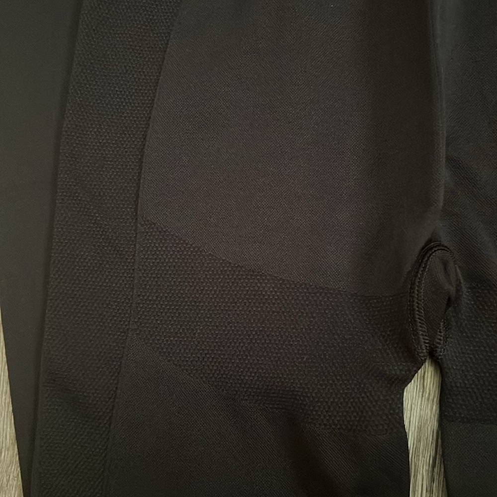 GYMSHARK LEGGINGS - Picture 3 of 10
